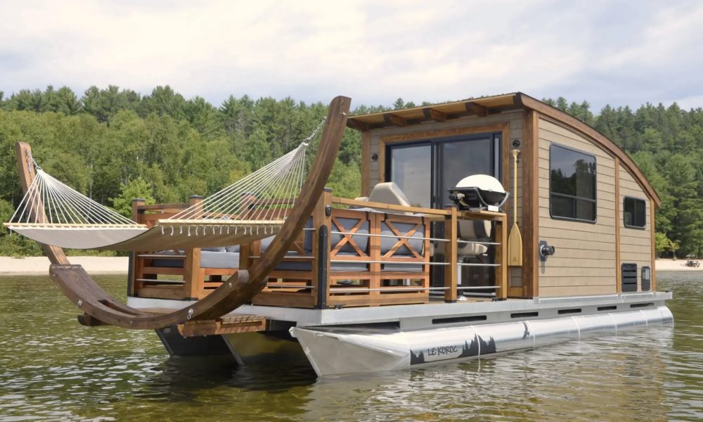 floating homes